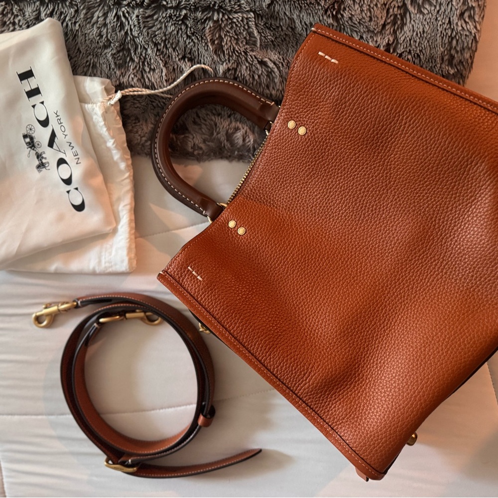 Coach Rogue Elegant Brown Leather Tote Bag - Picture 2 of 8